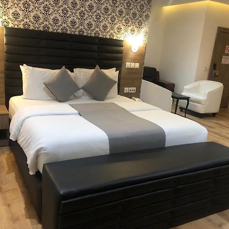 Crownsville Hotel - Airport Road พอร์ต ฮาร์คอร์ท ภายนอก รูปภาพ
