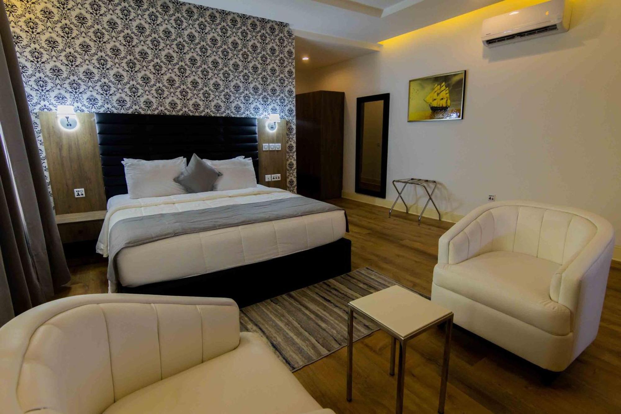 Crownsville Hotel - Airport Road พอร์ต ฮาร์คอร์ท ภายนอก รูปภาพ