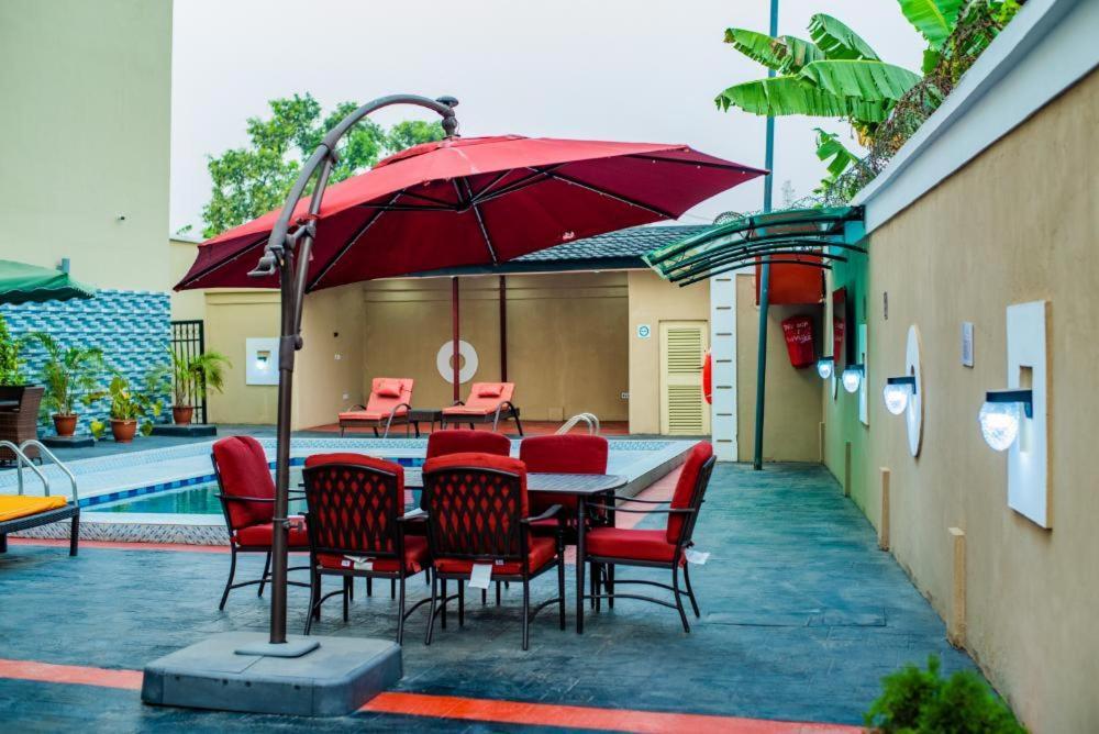 Crownsville Hotel - Airport Road พอร์ต ฮาร์คอร์ท ภายนอก รูปภาพ