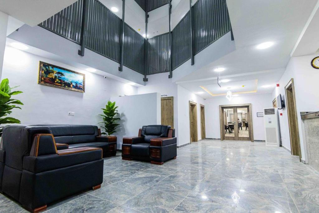 Crownsville Hotel - Airport Road พอร์ต ฮาร์คอร์ท ภายนอก รูปภาพ